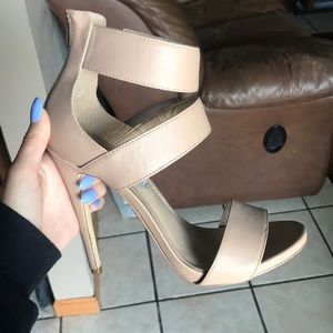 Steve Madden Nude Heels